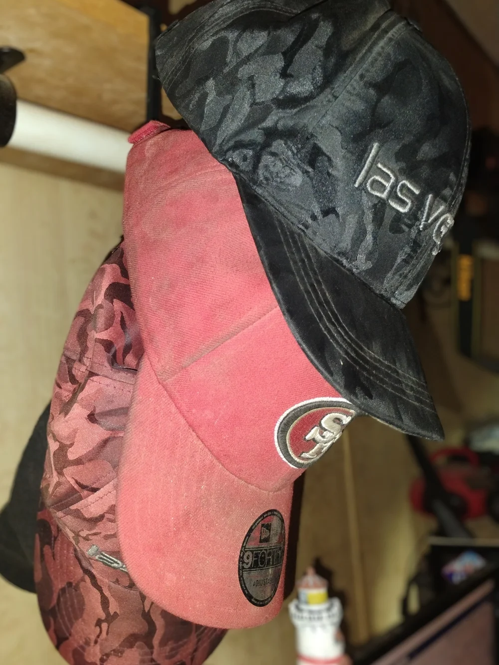 Hats And Keys Organizer For Shelf